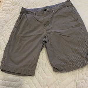 J Crew classic shorts -- 32